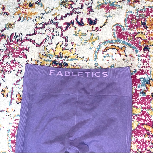 Fabletics Sync Seamless High-Waisted 7/8 Legging in Washed Violetta Purple - Picture 4 of 5